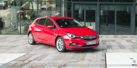 Opel Astra 2015 contacto