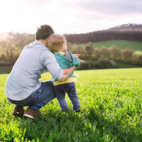 Los niños y adolescentes son más felices si tienen contacto con la naturaleza, pero también les genera emociones negativas