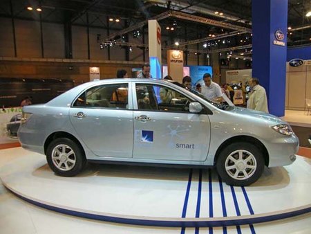 BYD ve hundirse sus números en 2011