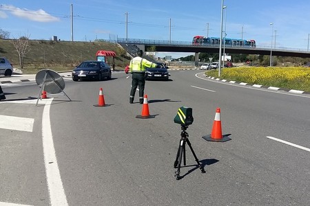 Operación salida 2020: más radares y 15 furgonetas camufladas para vigilar la velocidad en las carreteras