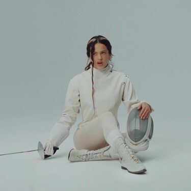 "Me rodeo de ideas feministas, pero": Rosalía evita las declaraciones conflictivas porque sabe que esa es la forma de ser la número 1