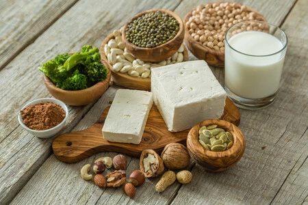 Si eres vegano y quieres ganar músculo, éstos son los nueve alimentos con más proteínas vegetales que puedes sumar a tu dieta