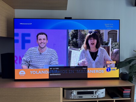 Uhd 2 En Tamano Grande