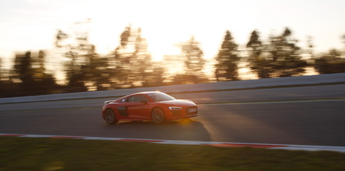 Probamos los 610 CV del Audi R8 V10 Plus... ¡y están ahí para disfrutarlos!