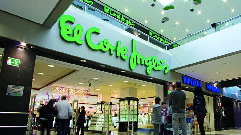 El Corte Inglés liquida tecnología a precio de saldo: estas son las teles que puedes encontrar con una rebaja salvaje