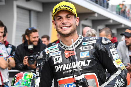 Sandro Cortese tontea con el mundial de Supersport, pero le faltan 150.000 eurazos