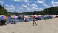Una playa en el Amazonas. Puerto Misahuallí, Ecuador