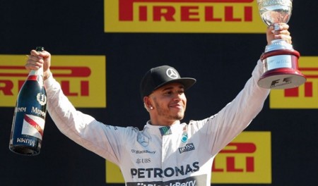 Lewis Hamilton no dejó que Ferrari se llevara la victoria en el Gran Premio de Italia
