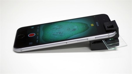 Nuestro smartphone ya podrá incoporar un potente microscopio
