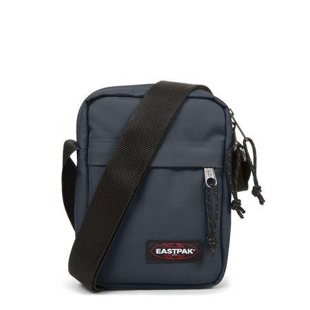 Puedes llevarlo todo encima este verano con la bandolera Eastpak The One de 2,5 litros por sólo 14,70 euros en Amazon