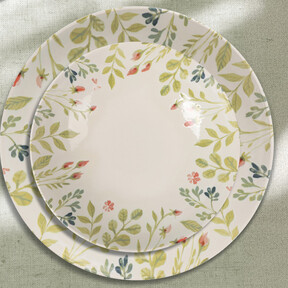 Alcampo tiene la vajilla Santa Clara que pone el toque lujoso de color en la mesa y además decora