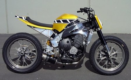 Yamaha R1 Street Tracker