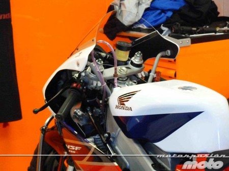 honda-nsf-250-r-manillares.jpeg