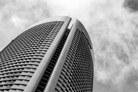 No, PwC no es una multinacional (al menos al uso)