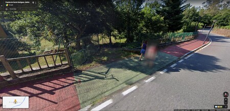 Cuando un 'calvo' se hace viral en Google Maps: la historia del culo gallego que Google subió sin pixelar