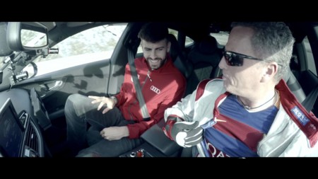 Video: Los jugadores del Barcelona se enfrentan a la conducción autónoma de Audi