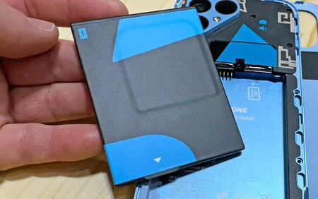 Fairphone, una de las únicas marcas que facilita el cambio de batería
