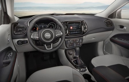 Jeep Compass 2018 10