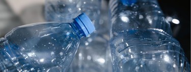 Tres ideas para reutilizar en casa los tapones de las botellas y ganar espacio sin gastar dinero