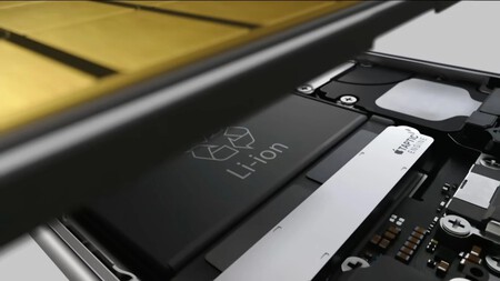 Taptic Engine no interior de um iPhone.