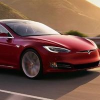 Video: Así funciona el modo Mad Max incluido en la última actualización del software de Tesla