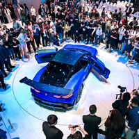 He ido al Salón de Shanghái 2025 con BYD y estos son los coches híbridos y eléctricos más interesantes de la marca líder en China que quiere poner en jaque a Tesla, Porsche, Mercedes y Audi en Europa