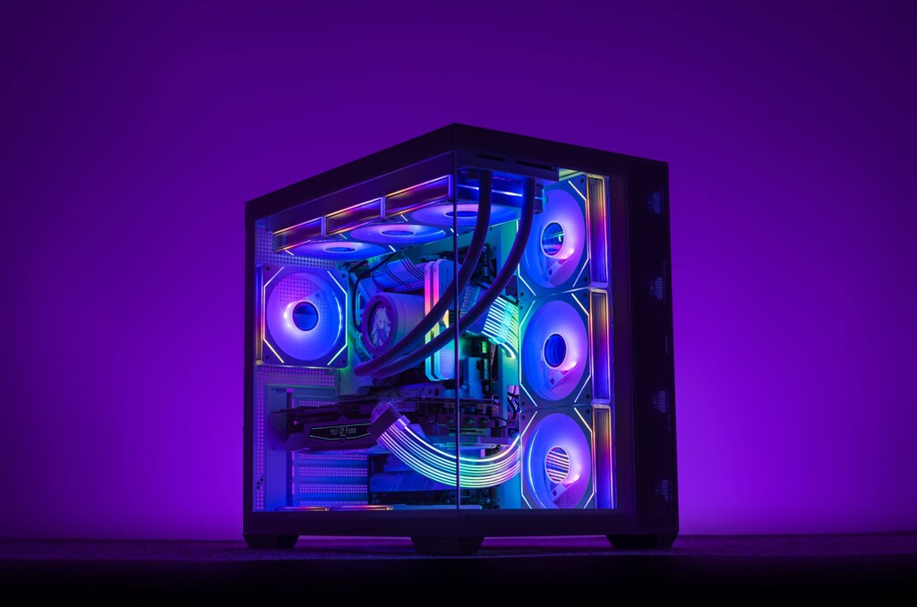 Con el precio de la memoria RAM por las nubes, ordenadores montados como estos son perfectos para estrenar PC gaming sin pagar de más 