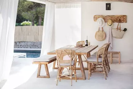 Puertas abiertas: una casa de la playa en Puerto Pollensa, para empezar a soñar con las próximas vacaciones