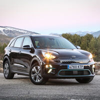 El Kia Niro EV, el Nissan Leaf y el Ford Mustang Mach-e son los coches más fiables del momento según Consumer Reports