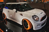 El Mini blanco y naranja de Hamann en el Essen Motor Show
