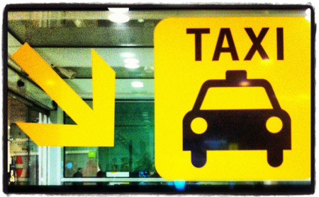 #TAXIvsTTIP: Podemos hace suya la bandera del taxi frente a Uber, y el resultado es curiosísimo
