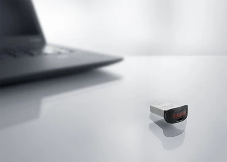Memoria USB SanDisk Ultra Fit, de 128GB de capacidad, por 29,90 euros