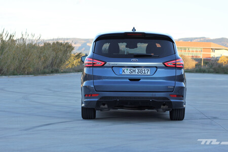 Ford S Max hibrido FHEV 2022 Prueba - trasera