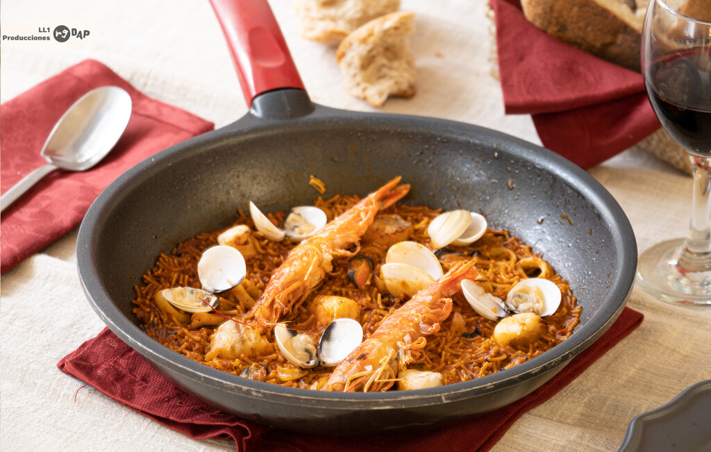 Fideuá de Gandía, la receta auténtica del mítico plato de fideos valenciano