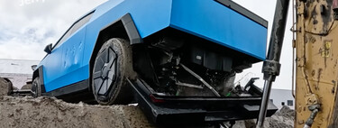 Ni indestructible ni ultracapaz. Otra Tesla Cybertruck se rompe en una prueba de arrastre: "tiene la capacidad de remolque de una lata de refresco" 