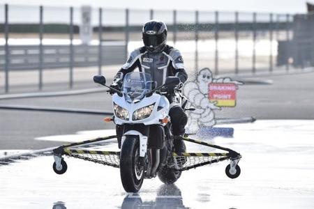 Michelin_pilot_road_4