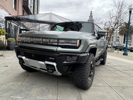 Hummer EV