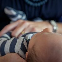 Meningitis en bebés y niños: cuáles son los síntomas de alerta y cómo prevenirla