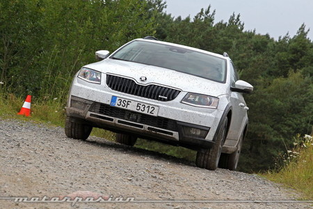 Skoda Scout 2014