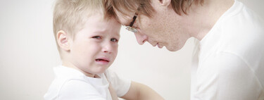 "Te comprendo", la frase que los niños necesitan escuchar de sus padres cuando están teniendo una rabieta