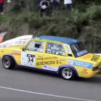 Los 124 siguen levantando pasiones en las cunetas