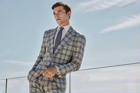 ¿Tienes un evento formal? Definitivamente debes llevar una prenda a cuadros