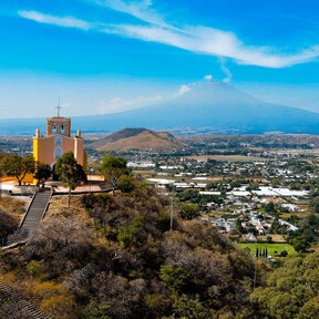 El pueblo bonito de México donde siempre es primavera: está lleno de flores y tiene encanto provenzal