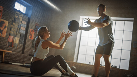 Siete ejercicios de CrossFit que te recomendamos incluir en tu rutina fullbody en 2022