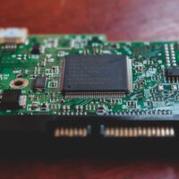 El tipo con más suerte se encuentra en el sótano de su empresa varios módulos de memoria RAM de 32 GB y su jefe le deja quedárselos 