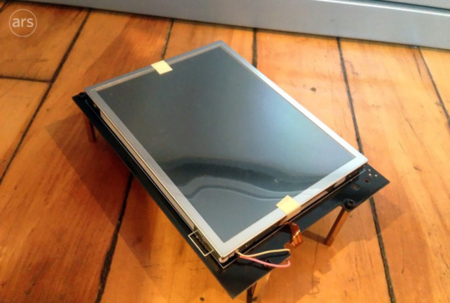 Sale a la luz un prototipo de iPhone del año 2005