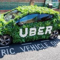 Los clientes de Uber en Londres financiarán la electrificación de los coches de la compañía