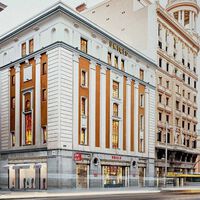 Uniqlo desafía a Zara en el centro de Madrid: mayor calidad, ropa más duradera y precio similar