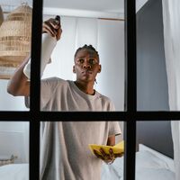 Nadie me avisó que existía una solución tan fácil para limpiar los rieles de las ventanas por menos de 2 euros