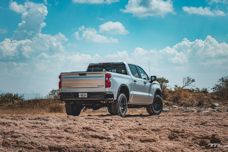 Chevroelt Cheyenne Zr2 Prueba De Manejo Opiniones Mexico 9